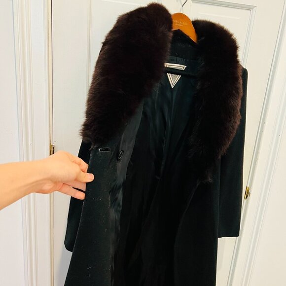 Marvin Richards Penny Lane Coat with Mongolian Lamb Fur Trim, size 10 - Picture 7 of 16